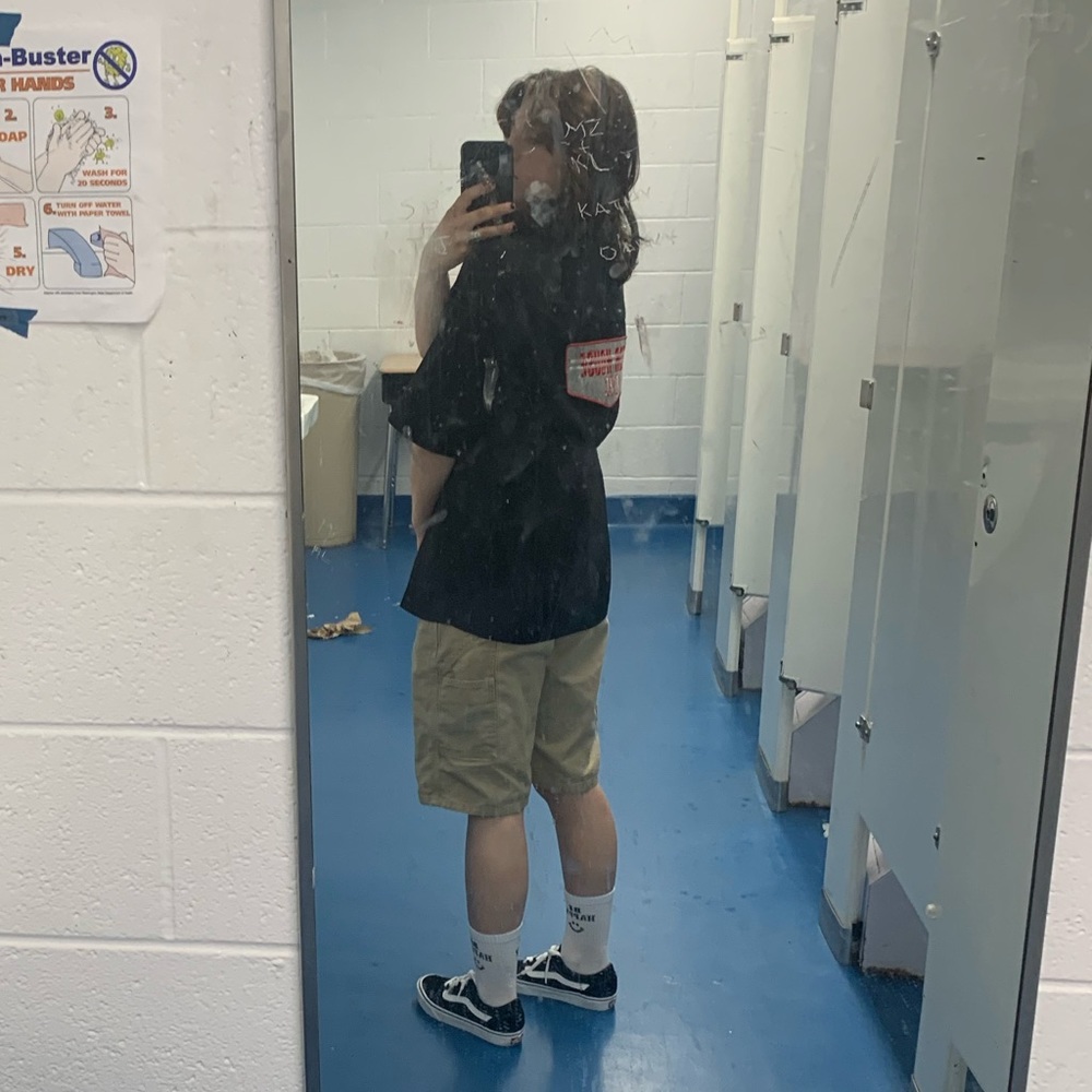 Meet your Posher, Dakota